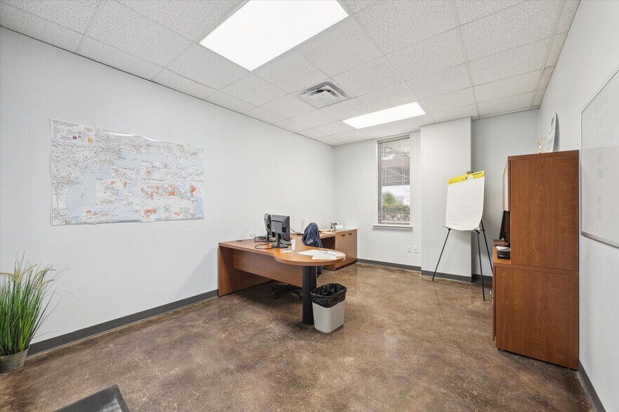 More Photos Of 718 FM 1959 Rd, Houston Medical For Sale