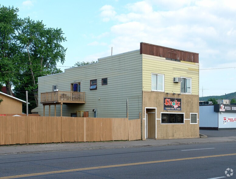 More Photos Of 1321 Commonwealth Ave, Duluth Storefront For Sale