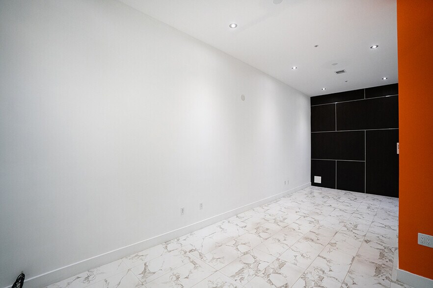 More Photos Of 1231 14th St, Miami Beach Storefront Retail Office For Lease