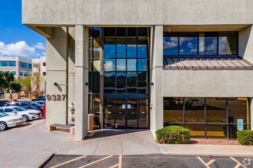 More Photos Of 9327 N 3rd St, Phoenix Medical For Lease