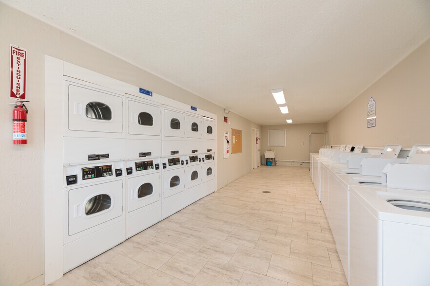 More Photos Of 100 S Kirkland Ave, Elkin Apartments For Sale