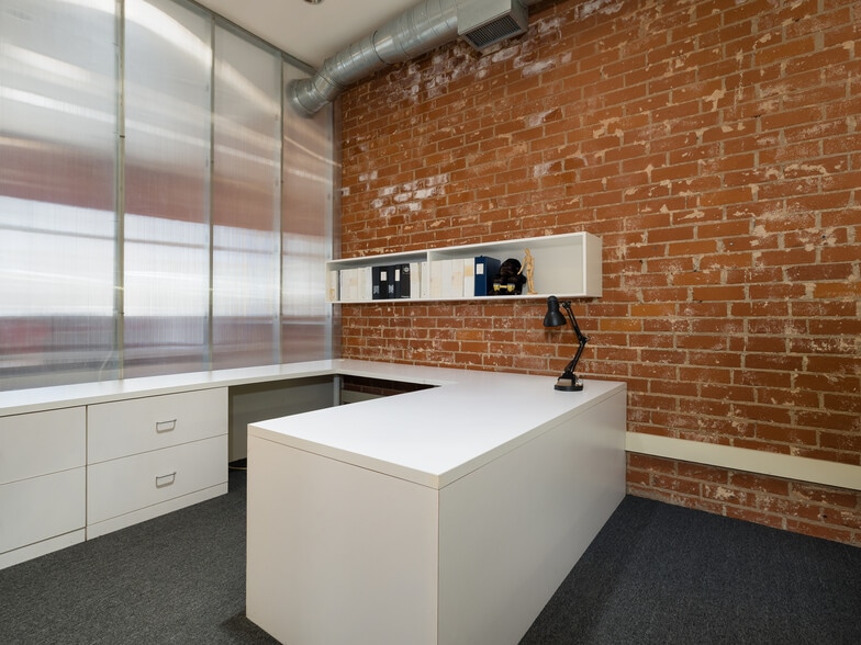 More Photos Of 1424 Marcelina Ave, Torrance Freestanding For Lease