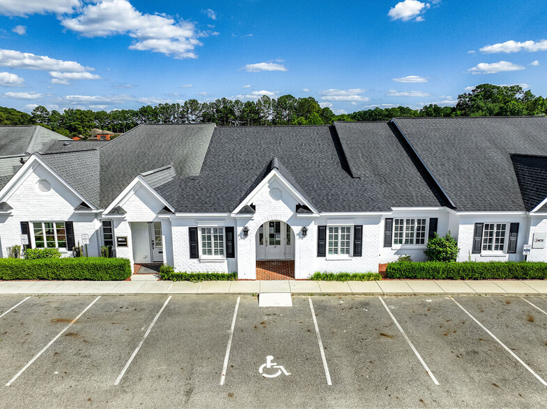 Primary Photo Of 2719 Graves Dr, Goldsboro Office For Lease