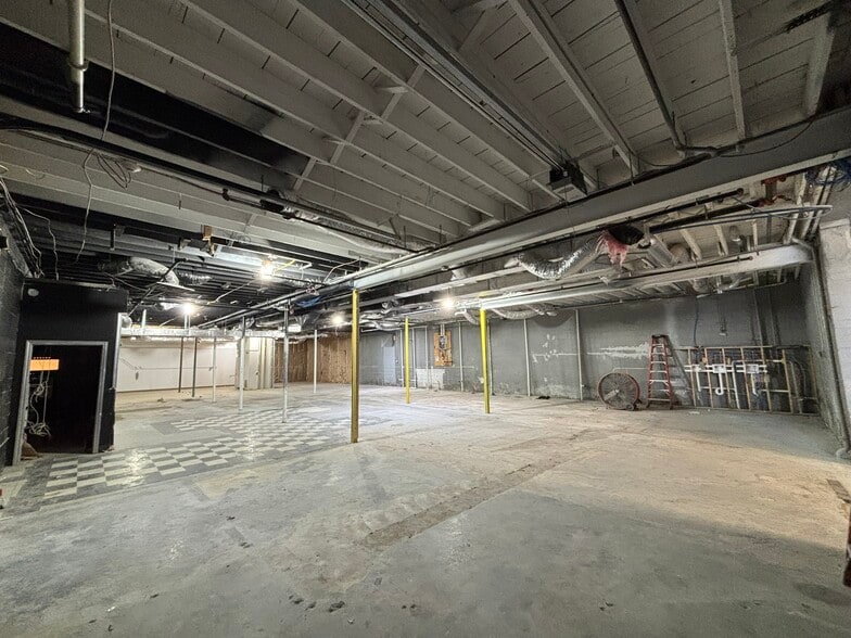 More Photos Of 162 O'Connell St, Providence Warehouse For Lease