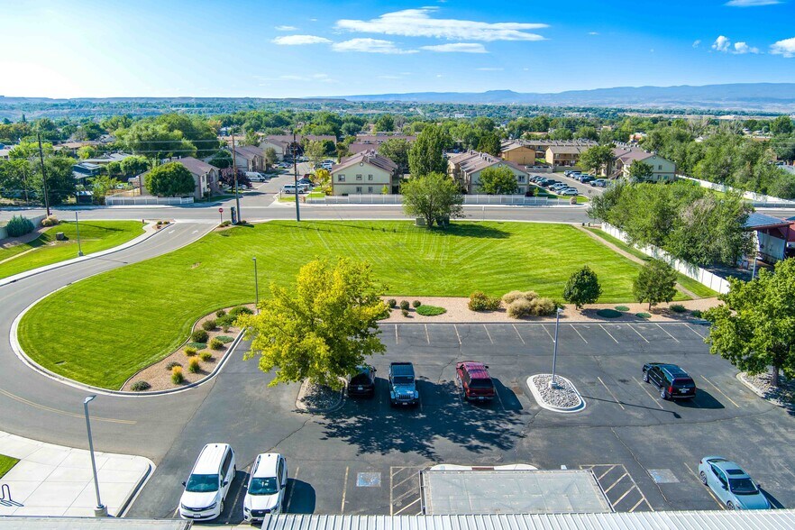 More Photos Of 3210 E Rd, Clifton Office For Sale