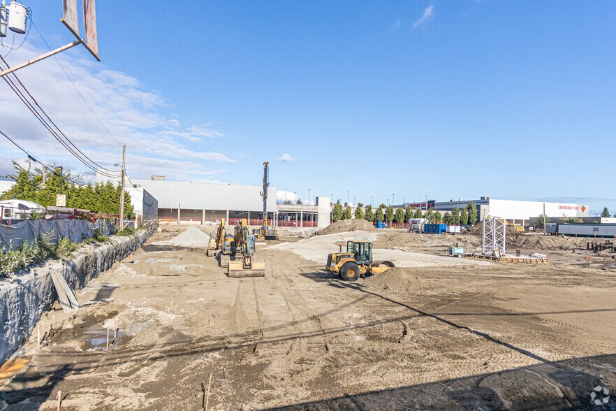 More Photos Of 8250 Manitoba St, Vancouver Flex For Lease