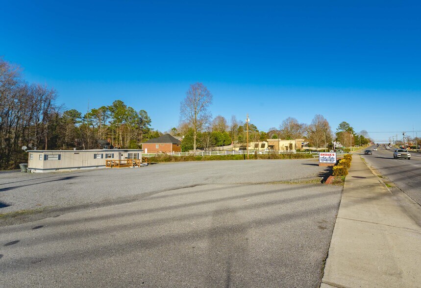 More Photos Of 825 Liberty St E, York Land For Sale