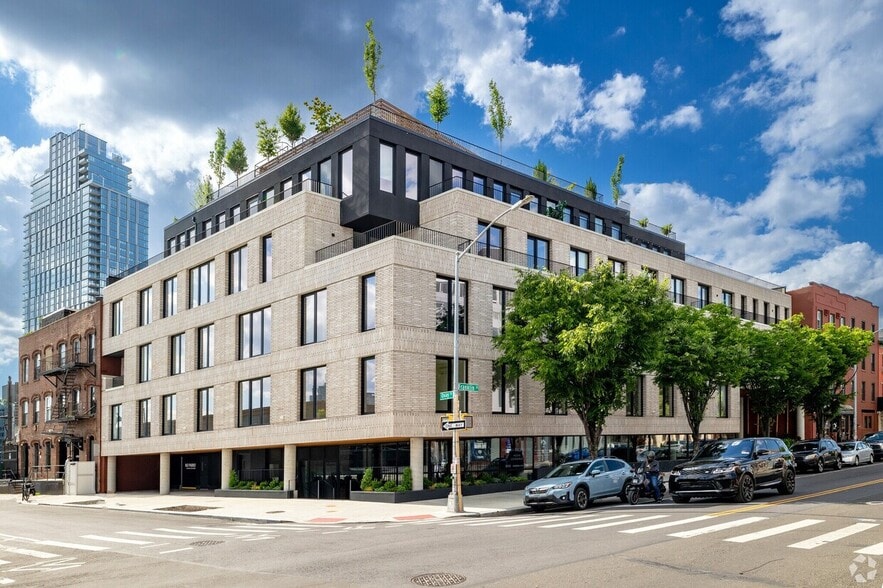 Primary Photo Of 33 Franklin St, Brooklyn Apartments For Lease