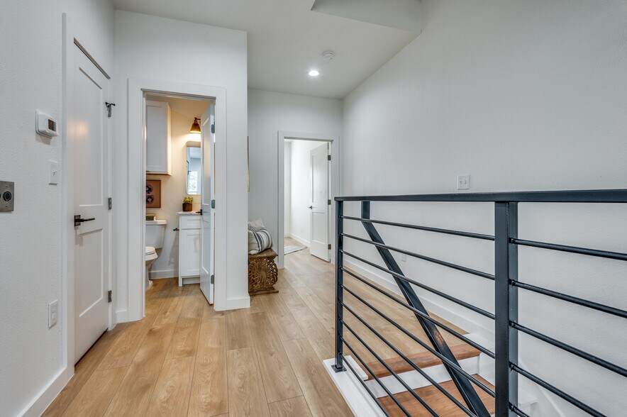 More Photos Of 504 O Connor Rd, Irving Multifamily For Sale