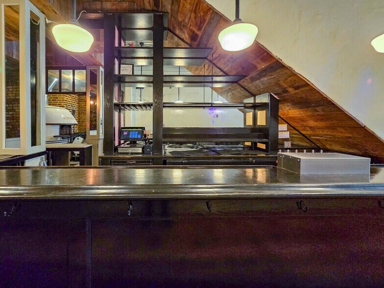 More Photos Of 781 Franklin Ave, Brooklyn Storefront Retail Residential For Lease