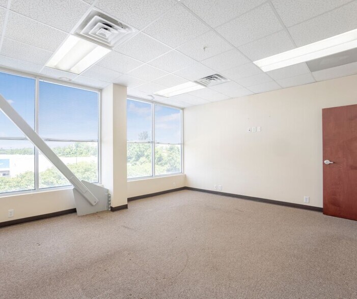 More Photos Of 4921 Centre Pointe Dr, North Charleston Medical For Sale