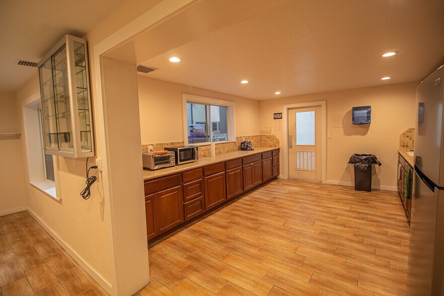 More Photos Of 8261 Burnt Store Rd, Punta Gorda Warehouse For Sale