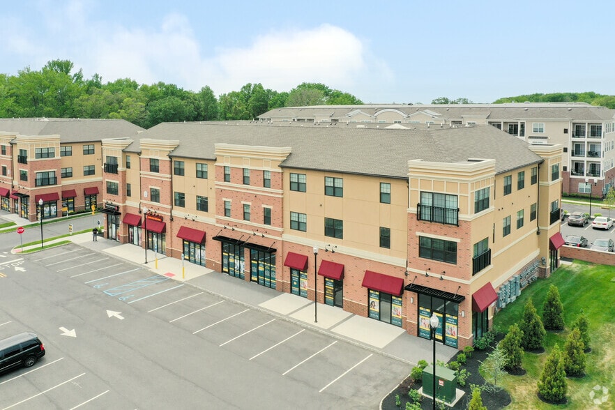 More Photos Of 3300 US Highway 9, Freehold Unknown For Lease