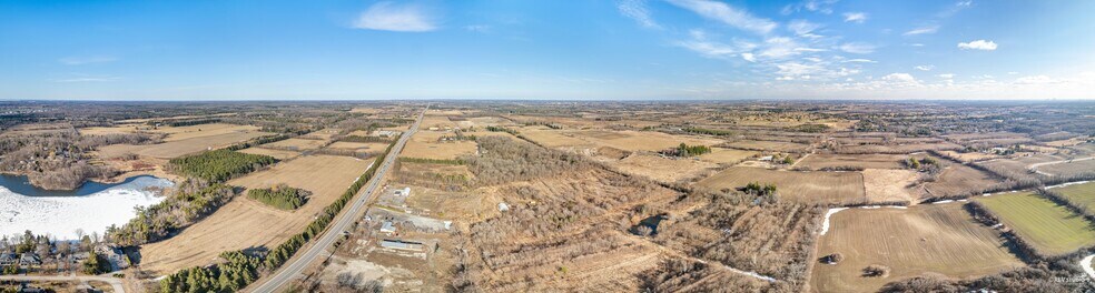 More Photos Of 2737 Bloomington Rd, Whitchurch-Stouffville Garden Center For Sale