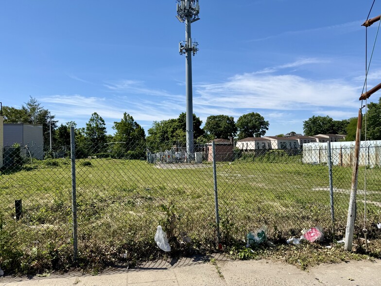 More Photos Of 443 Hempstead Tpke, Elmont Land For Sale