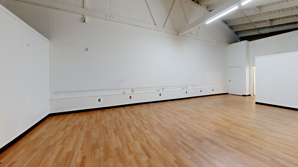 More Photos Of 219-231 S Riverside Ave, Rialto Storefront Retail Office For Sale
