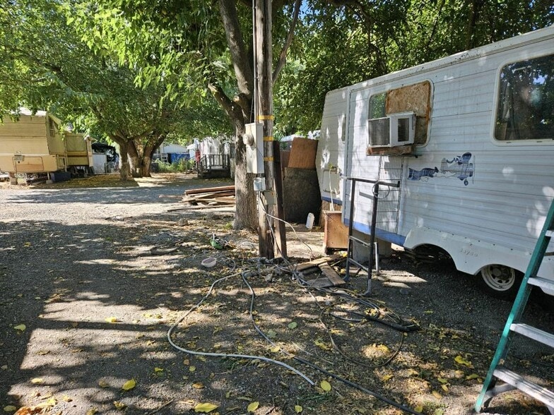 More Photos Of 4582 Co 99W Rd, Orland Manufactured Housing Mobile Home Park For Sale