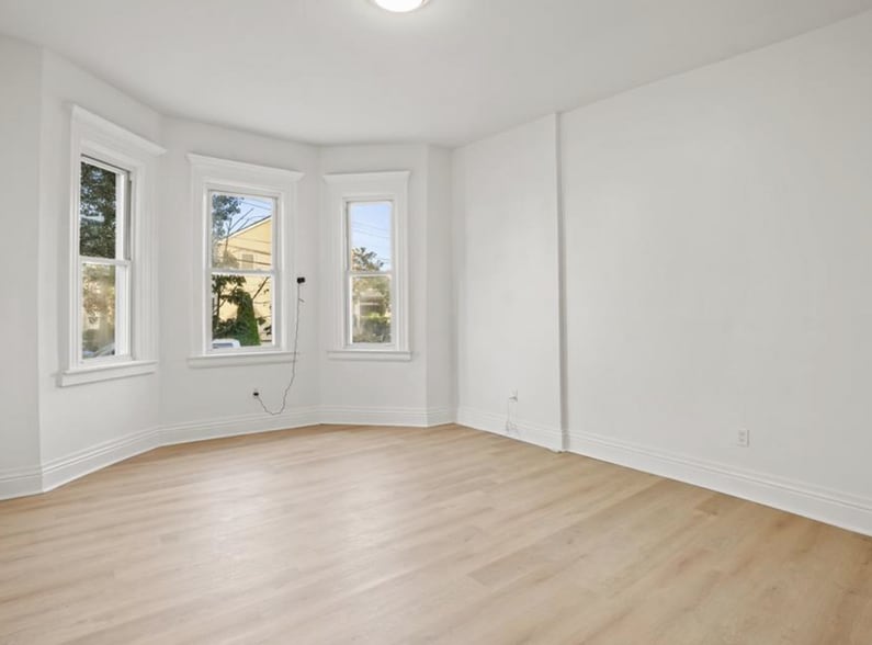 More Photos Of 148 S 13th Ave, Mount Vernon Apartments For Sale