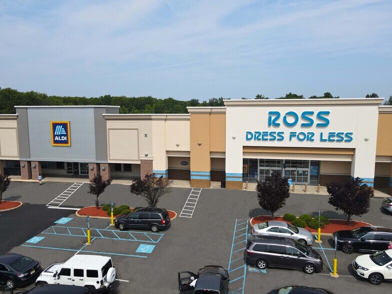 More Photos Of 440 US Highway 130, East Windsor Unknown For Lease