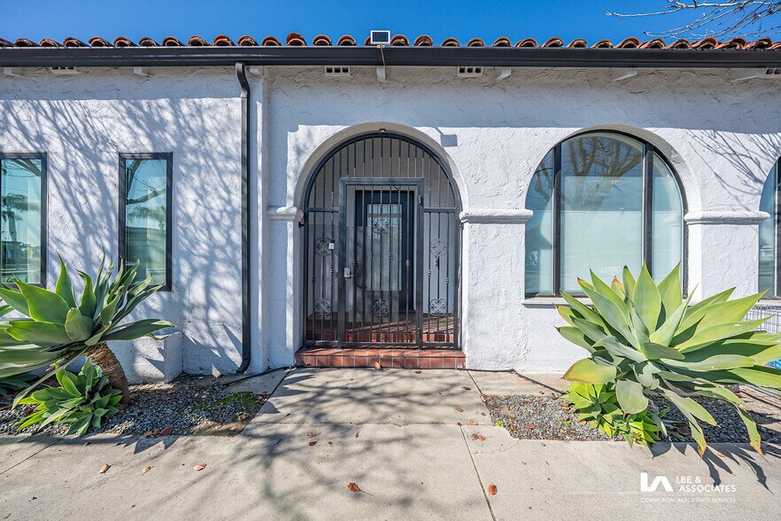 More Photos Of 3431 Cherry Ave, Long Beach Loft Creative Space For Lease