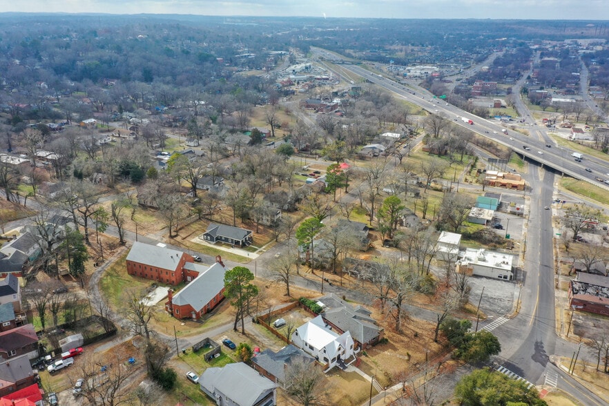 More Photos Of 2001 Avenue Z, Birmingham Religious Facility For Sale
