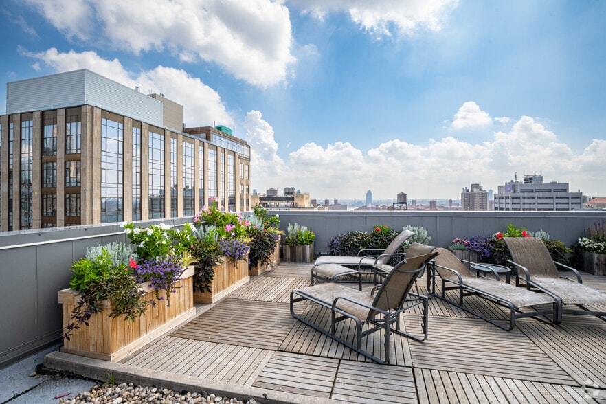 More Photos Of 205 3rd Ave, New York Apartments For Lease