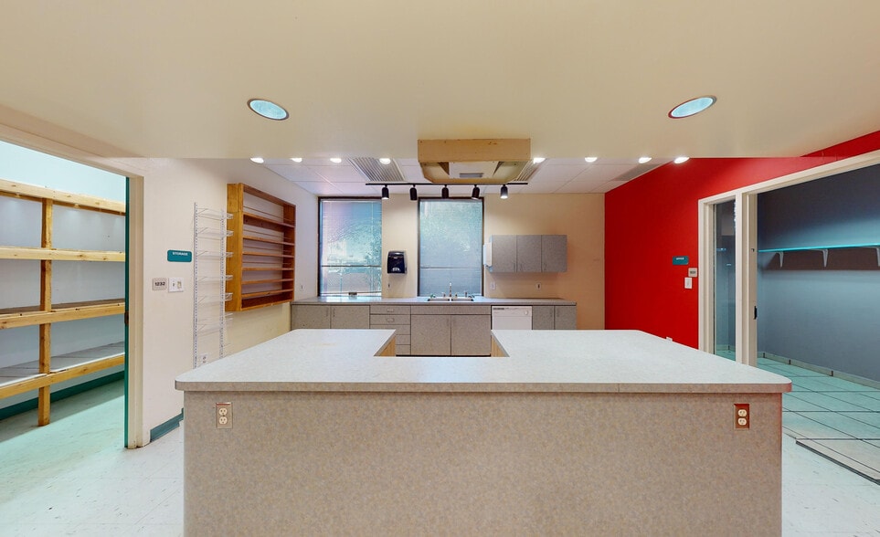 More Photos Of 3767 E Grant Rd, Tucson Office For Sale