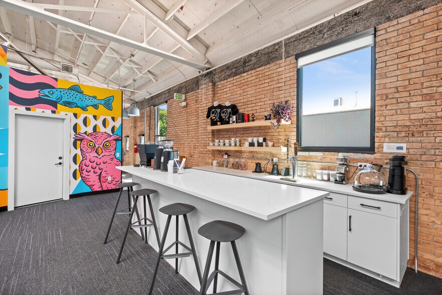 More Photos Of 343 W 400 S, Salt Lake City Loft Creative Space For Lease