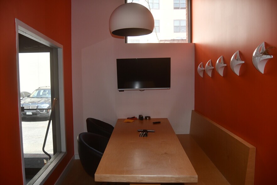 More Photos Of 83-85 Washington St, Norwalk Loft Creative Space For Sale