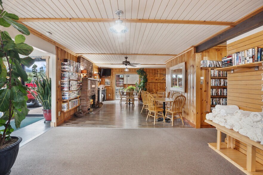 More Photos Of 777 E Highway 24, Woodland Park Hotel For Sale