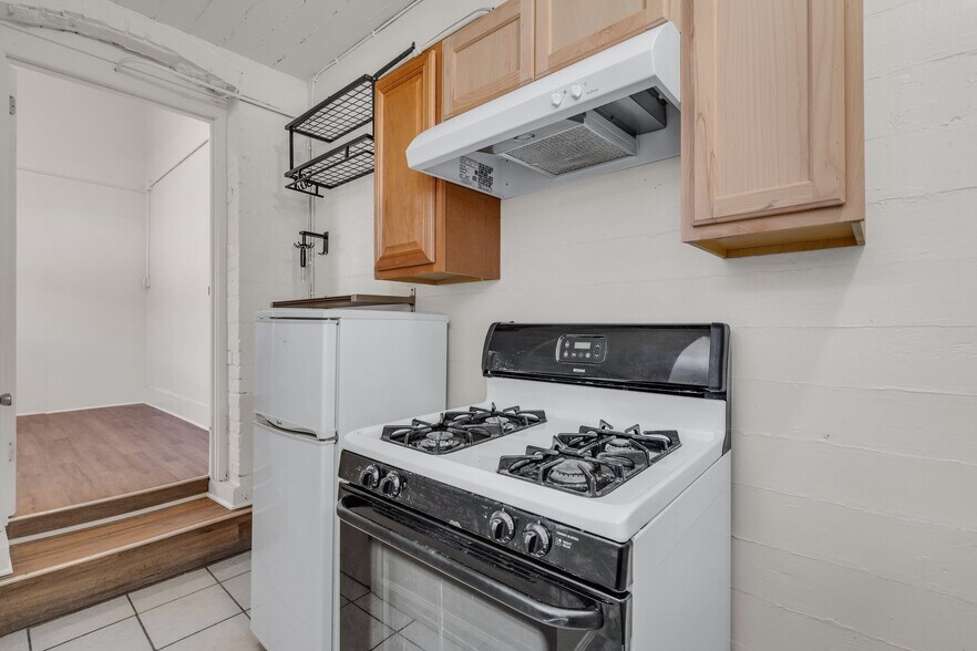 More Photos Of 524-528 1st St, Rodeo Apartments For Sale