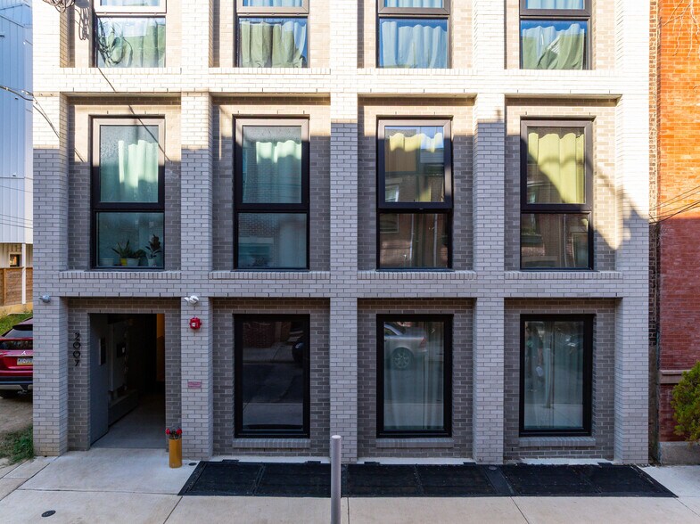 More Photos Of 2007 Cambridge St, Philadelphia Apartments For Sale