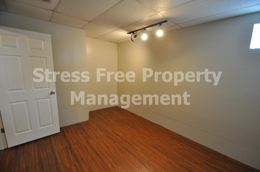 More Photos Of 2596 Nursery Rd, Clearwater Medical For Lease