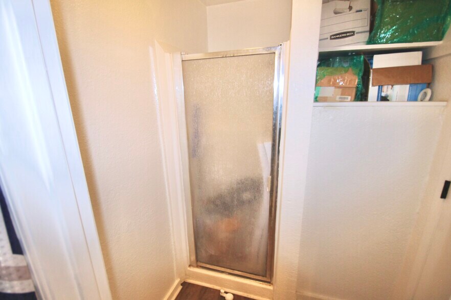 More Photos Of , Dundee Unknown For Sale