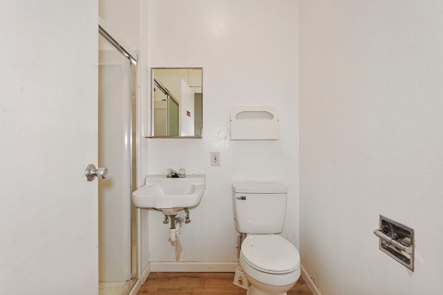 More Photos Of 512 W Harding Way, Stockton Medical For Sale