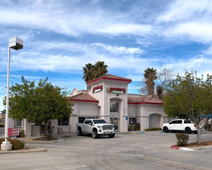 Primary Photo Of 23260 Sunnymead Blvd, Moreno Valley Fast Food For Lease