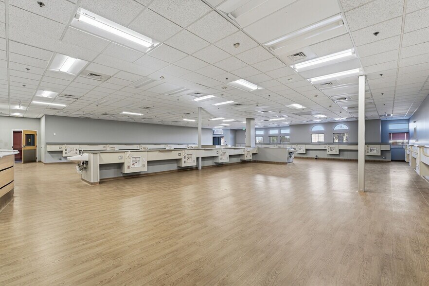 More Photos Of 6825 Burden Blvd, Pasco Medical For Lease