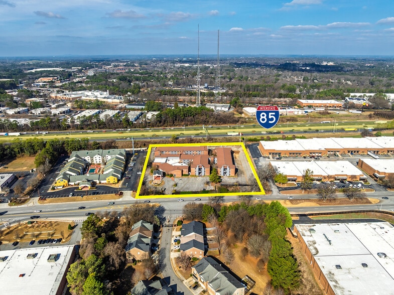 Primary Photo Of 5885 Oakbrook Pky, Norcross Apartments For Sale