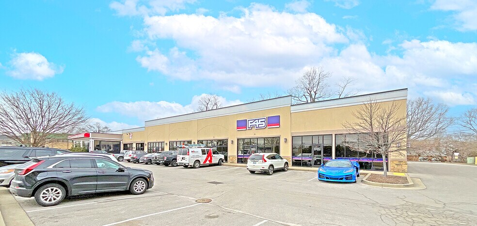 More Photos Of 151 W Zandale Dr, Lexington Storefront For Lease