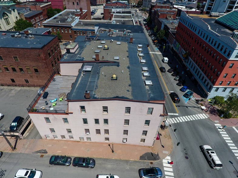 More Photos Of 105 Main St, Bangor Apartments For Lease