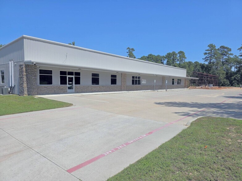 Primary Photo Of 8895 Cowl Spur Ct, Conroe Office For Lease