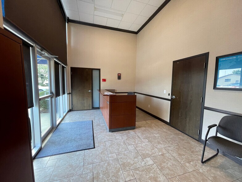 More Photos Of 4610 Progress Dr, Columbus Showroom For Lease