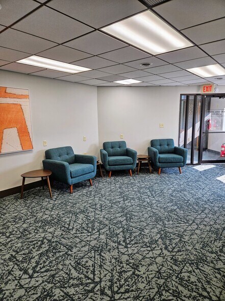 More Photos Of 6455 Lake Ave, Orchard Park Medical For Sale