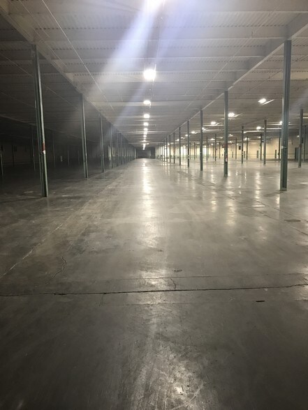 More Photos Of 1649 Pearman Dairy Rd, Anderson Warehouse For Lease