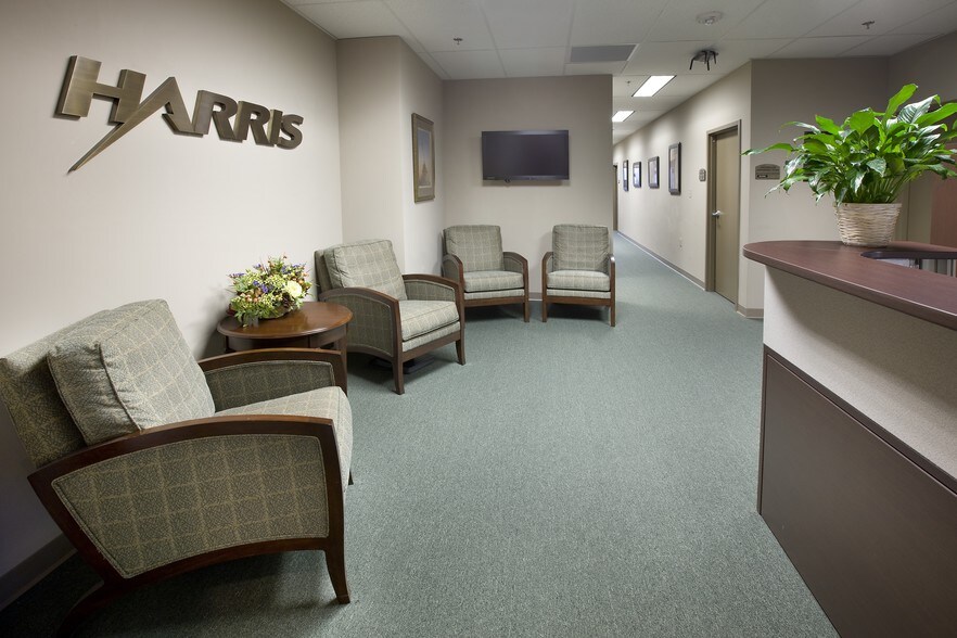 More Photos Of 75 Barrett Heights Rd, Stafford Office For Lease