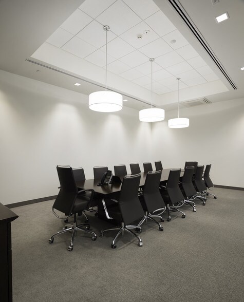 More Photos Of 1 Maple Ave, White Plains Unknown For Lease