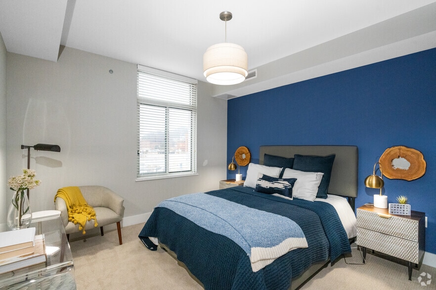 More Photos Of 3400 S Clark St, Arlington Apartments For Lease