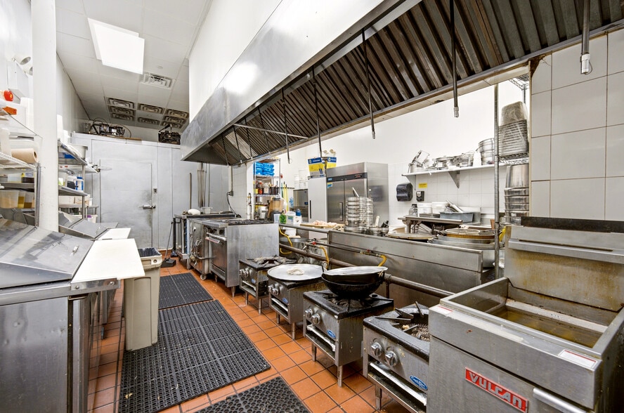 More Photos Of 58-02 37th Ave, Woodside Restaurant For Sale