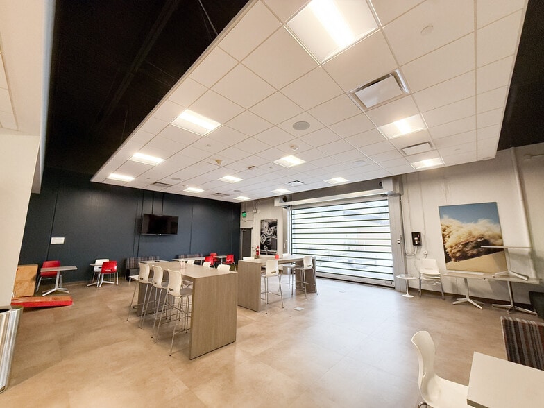 More Photos Of 109 Kenworthy Ave, Lowell Office For Lease