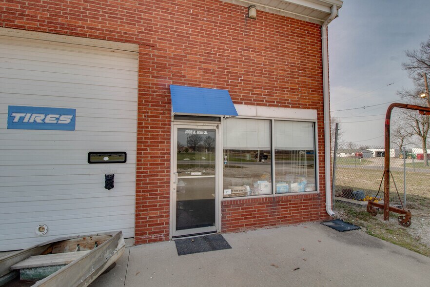 More Photos Of 1008 N Main St, Brighton Specialty For Sale